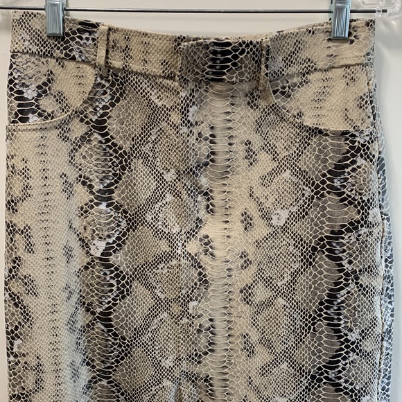 Zara snakeskin midi skirt size MEDIUM - Picture 3 of 5